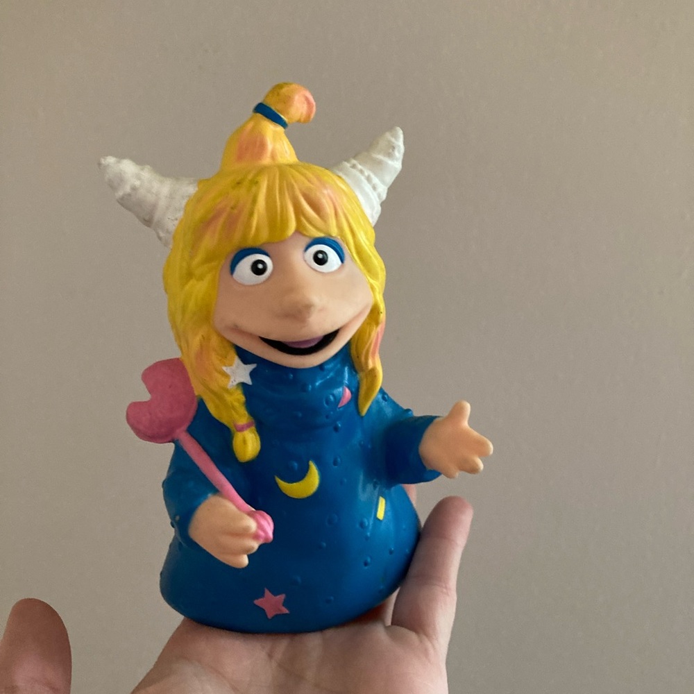 Eureeka’s castle hand puppet? 
From the 1990s!!!